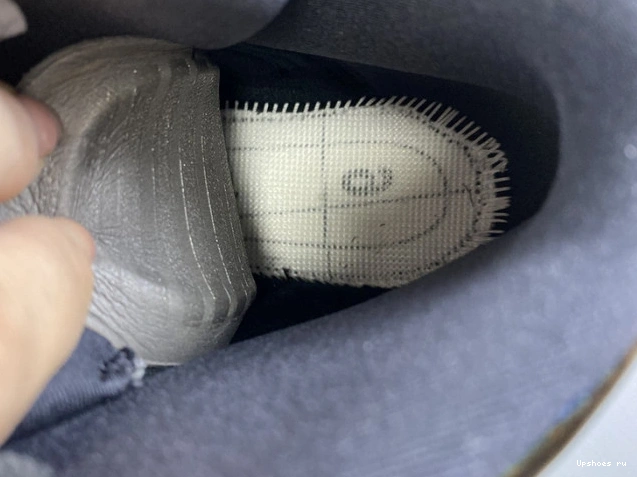 Sneaker 13 AIR JORDAN 0309